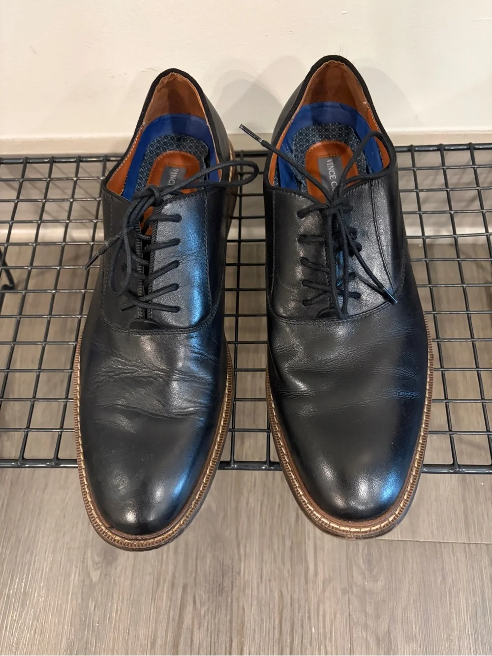 Vince Camuto smooth black